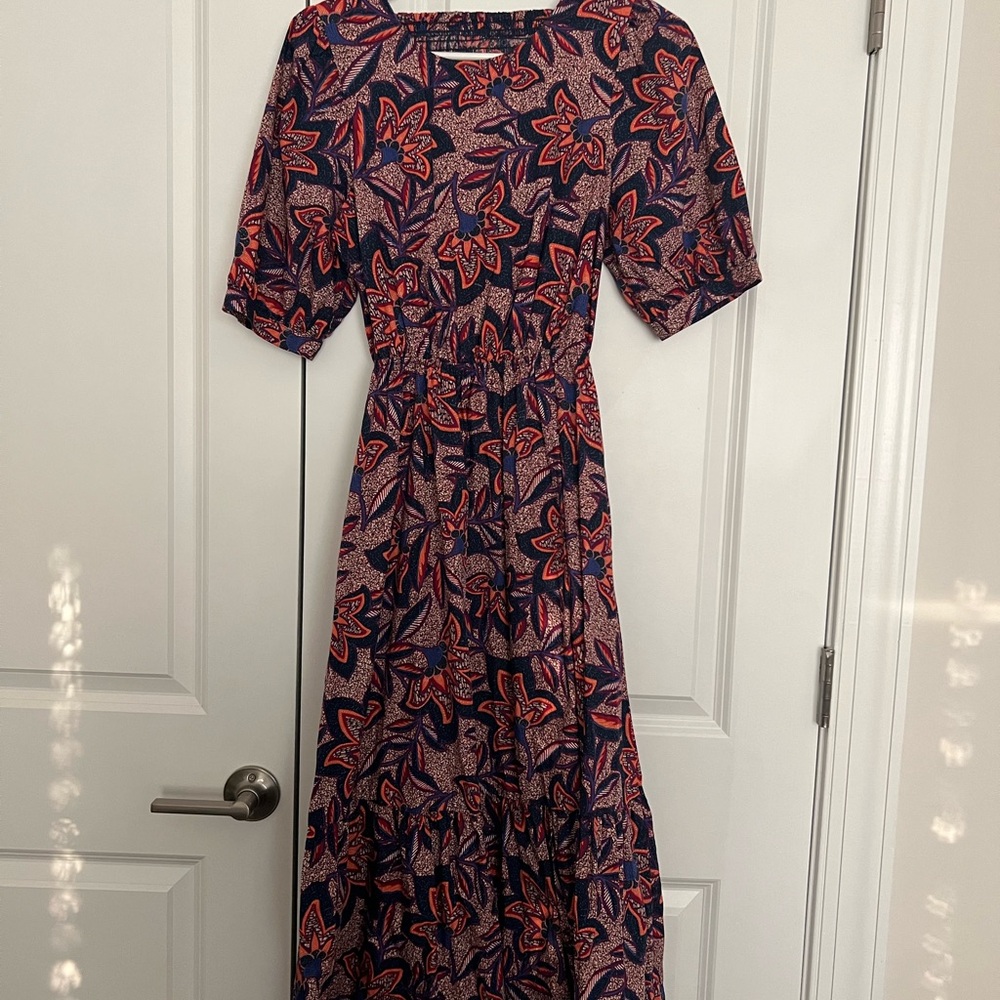 Evereve Blue and Pink Puff Sleeve Sundress